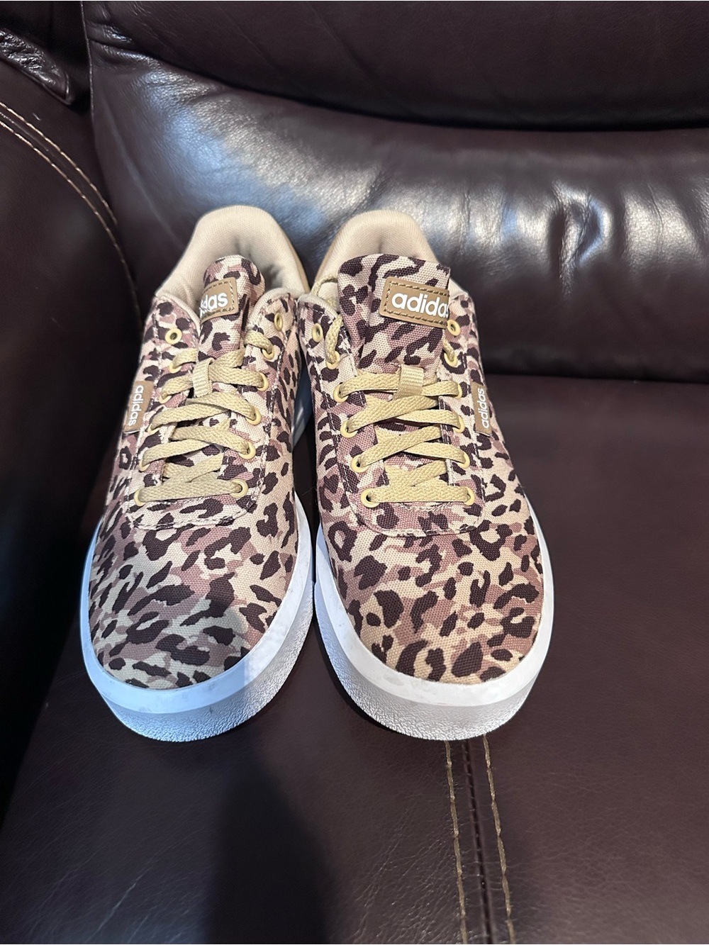 Adidas platform leopard sneaker size 5.5 (runs big)